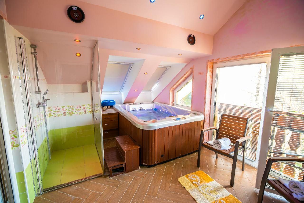 Luxury Apartment Ana With Hot Tub Visnja Gora Dış mekan fotoğraf